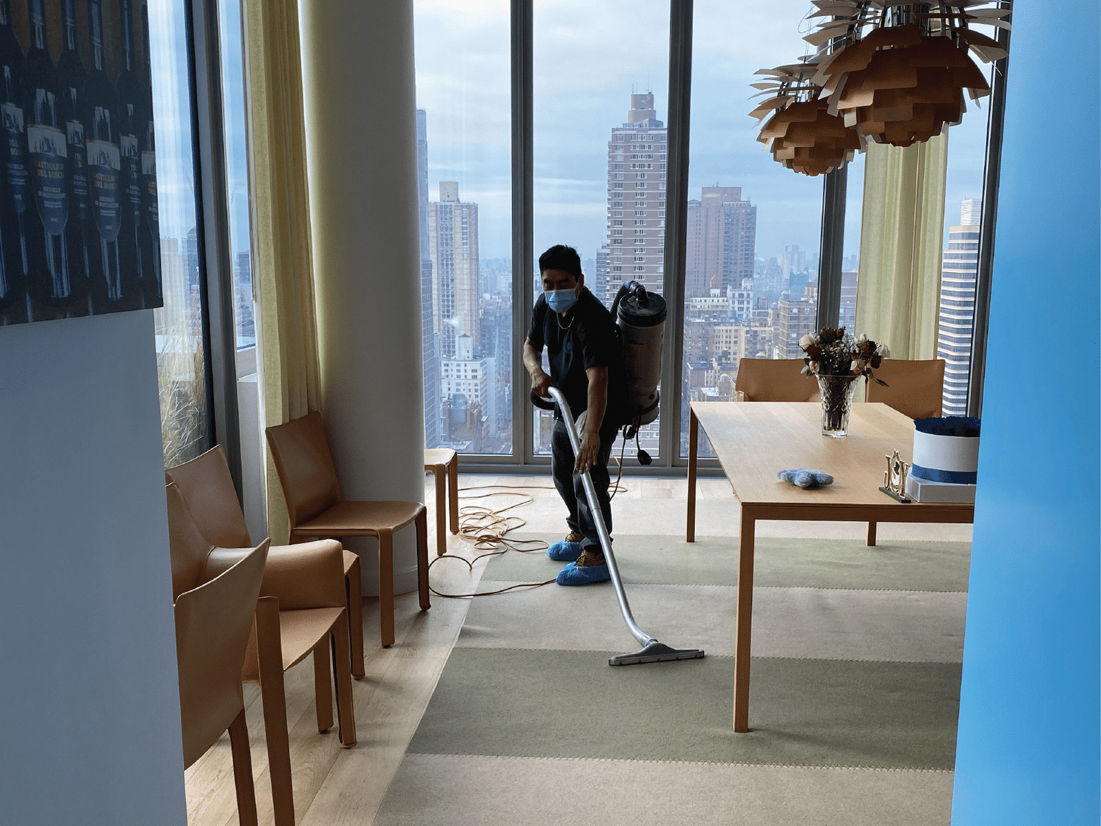 FloodCo USA expert providing carpet cleaning service